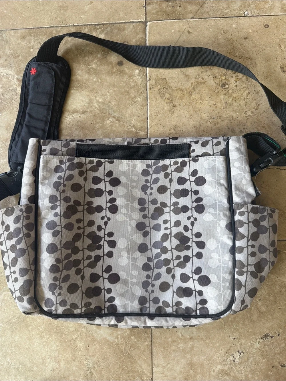 SKIP HOP diaper bag excellent condition